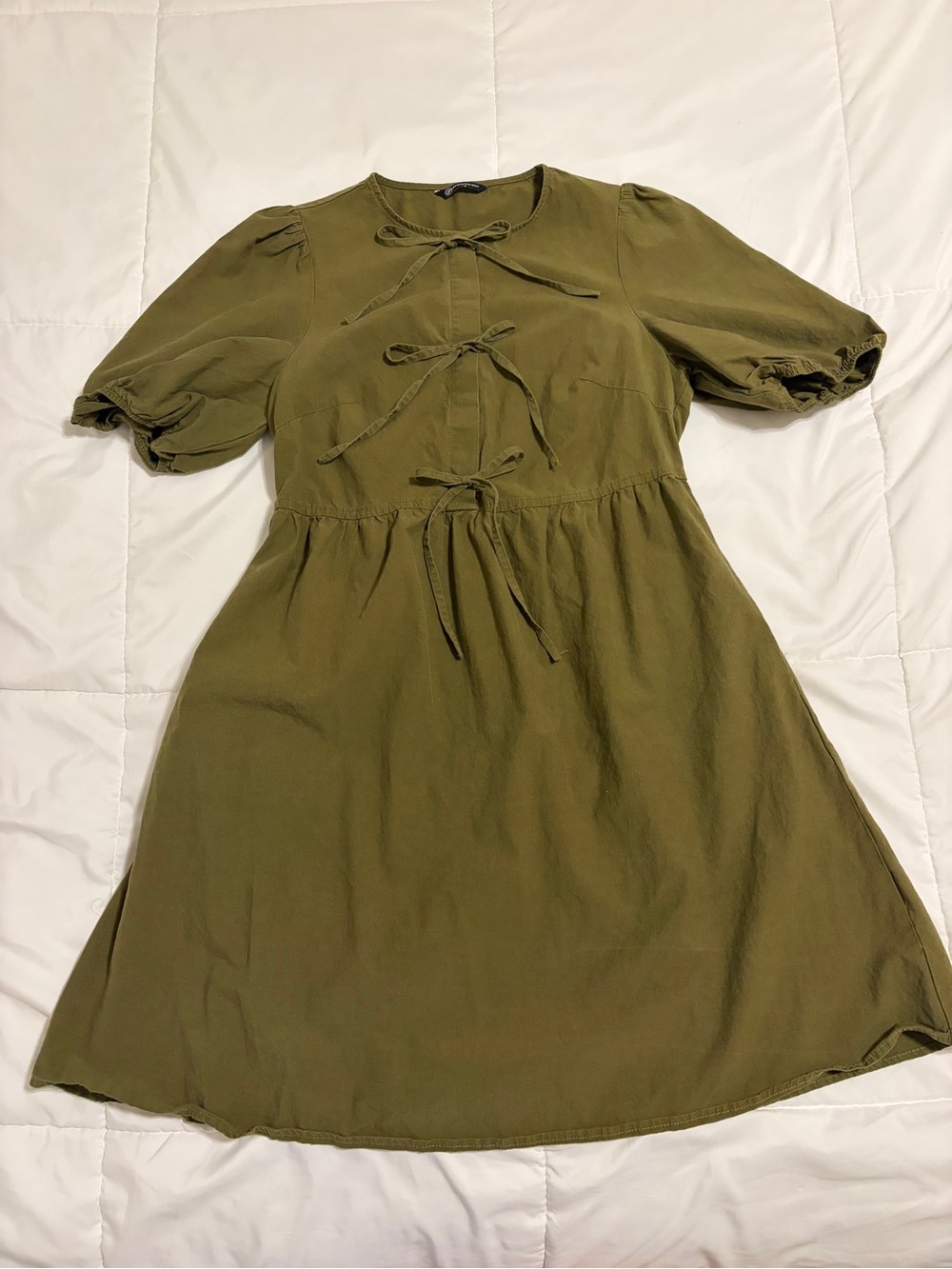 Tie-Front Puff Sleeve Mini Dress in Olive Green